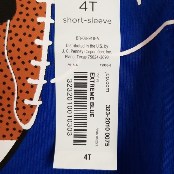 Boys 4T Short-Sleeved T-Shirt. Football / Muscle - Picture 6 of 6